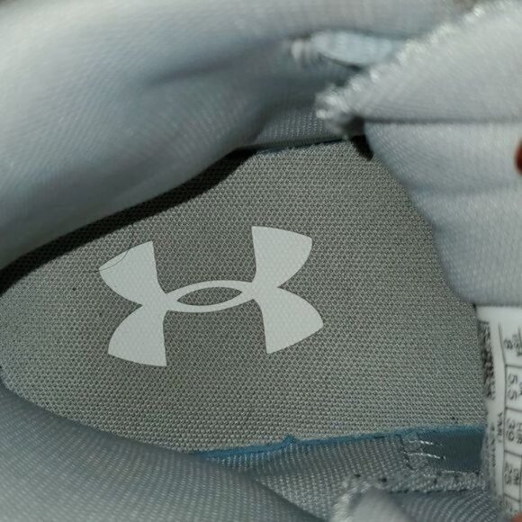 Under Armour Jet Sz. 8 High Top White Athletic Shoes - Picture 8 of 8